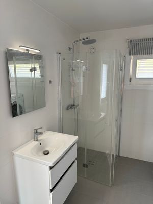 Mysigt hus med sjöutsikt 30 minuter från Stockholm - Bild 6