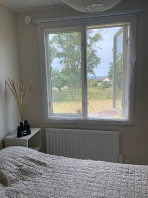 Havsnära röd sommarstuga - Bild 13