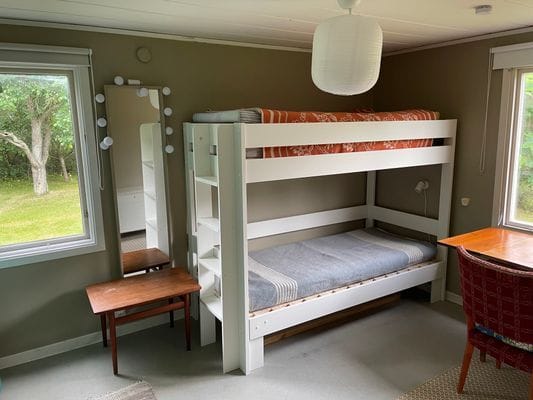 Havsnära röd sommarstuga - Bild 14