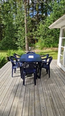 Nyrenoverad stuga med egen brygga - Bild 14