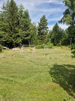 Villa, nära långgrund strand i enskilt område - Bild 20