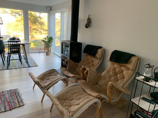 Hyr denna stuga i Loftahammar på 100 m². 8-9 sängplatser. Pris ej tillgängligt. Se bilder och tillgänglighet här.