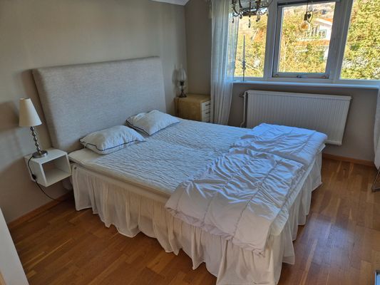 Härligt hus och trägård på västra Tjörn - Bild 11