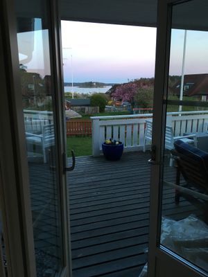 Hyr denna stuga i Resarö på 280 m². 9 sängplatser. 22 000 - 26 000 kr per vecka. Se bilder och tillgänglighet här.