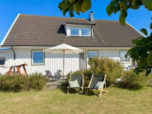Stor och solig villa på Vrångö – ett skärgårdshem