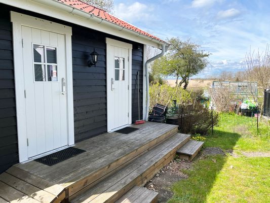 Hyr denna stuga i Kalmar på 40 m². 5 sängplatser. Från 5 697 kr per vecka. Se bilder och tillgänglighet här.