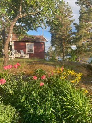 Välkommen till Strandstugan vid Valdemarsviken