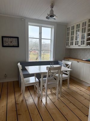 Bild 4 på Sommarhus på Siarö med sjöutsikt.