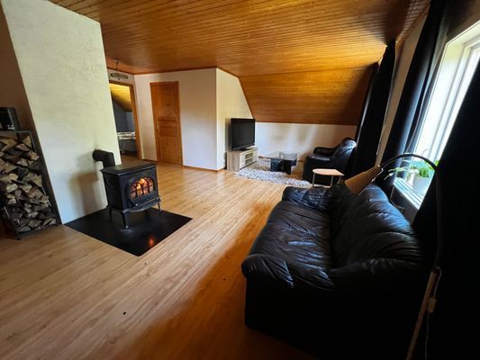 Hyr denna stuga i  på 128 m². 6-8 sängplatser. Pris ej tillgängligt. Se bilder och tillgänglighet här.