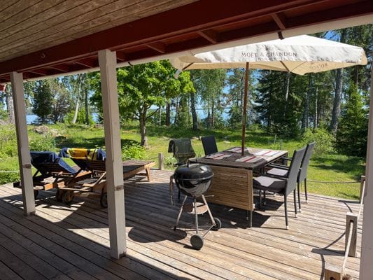 Sjötomt Ringsö med egen brygga - Bild 8
