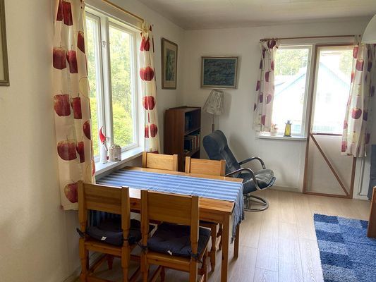 Mysig lägenhet nära badplats