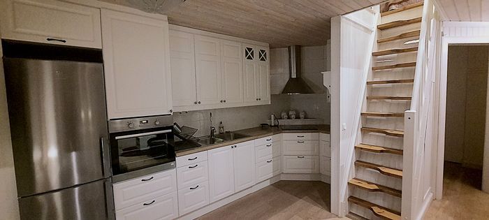 Mysigt fräscht hus i Mora med fint läge vid vatten - Bild 12