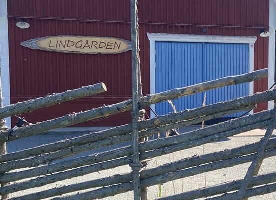 Hyr denna stuga i Norrtälje på 15 m². 2 sängplatser. Från 3 900 kr per vecka. Se bilder och tillgänglighet här.