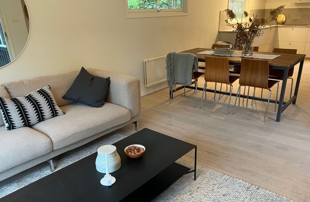 Alf Hambes villa 450m ifrån havet i Steninge - Bild 8