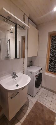 Mysigt fräscht hus i Mora med fint läge vid vatten - Bild 16