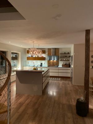 Stor villa med takterass, spabad och havsutsikt - Bild 15