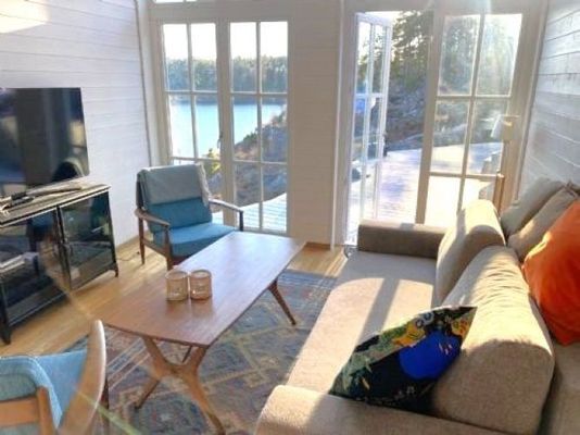 Annexet Malma. Sjöutsikt, egen brygga