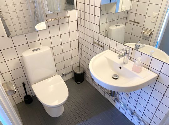 Strandnära fritidshus på Ingarö - Bild 8