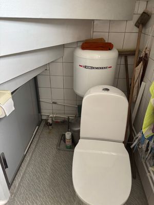 Mysig Stuga med Sjötomt - Bild 18