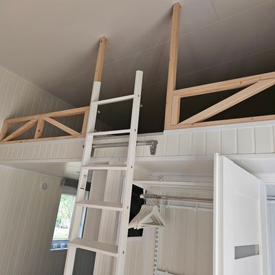 Sovloft med 2 st 90 cm madrasser