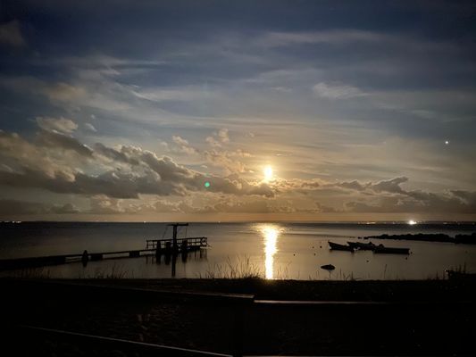 Mysig hörnstuga nära havet - Tjuvahålan /Tylösand - Bild 21