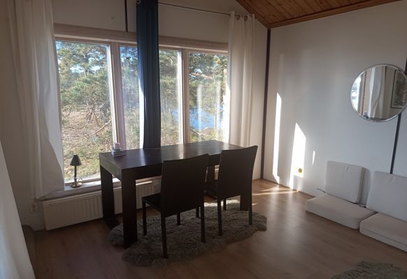 Stuga vid havet med utsikt utöver det vanliga - Bild 11