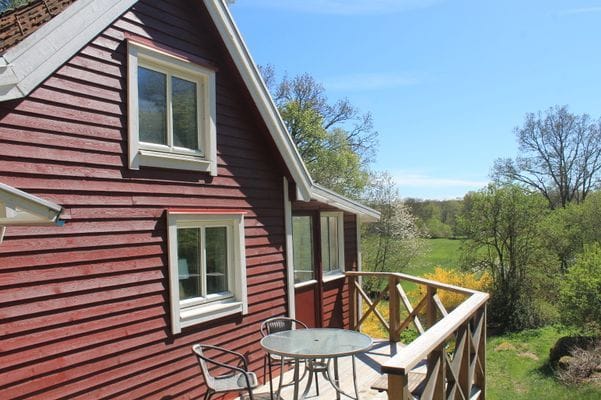 Hyr denna stuga i Karlshamn på 50 m². 2 sängplatser. Från 5 200 kr per vecka. Se bilder och tillgänglighet här.