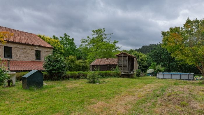 Lyxig skogsvilla & pool nära strandens solförmörke - Bild 19