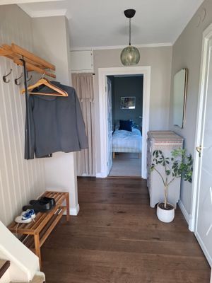 Barnvänlig villa med grönskande trädgård