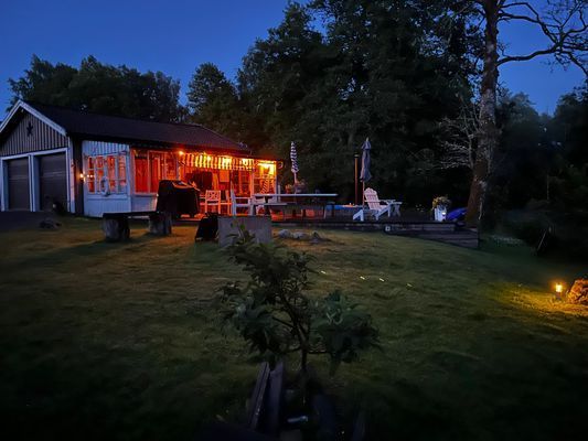 Enkelt boende med badmöjligheter i Tidan River - Bild 8