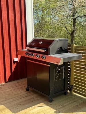Bild 3 på Nyrenoverad stuga med närhet till sjö & natur