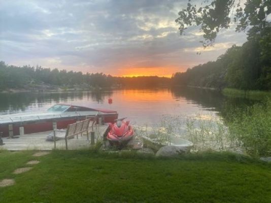 Bild 3 på Skarpö Vindö Nybyggt exklusivt sjöställe 2 hus 10b