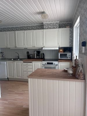 Stuga med pool i Köpingsvik - Bild 8
