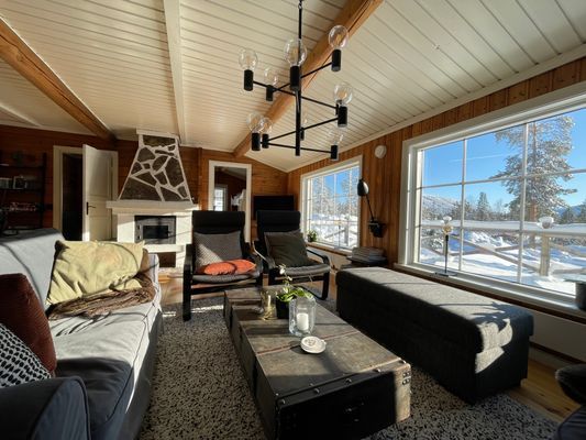 Bild 4 på Timrad fräsch fjällstuga 8+2 personer