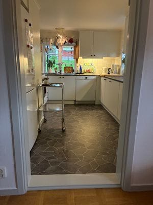 Rymligt gårdshus i Gränna. Vuxna & Seniorer - Bild 8