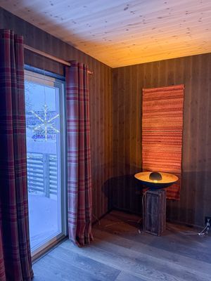 Övrevåning utgång terass