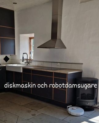 Hyr denna stuga i  på 60 m². 4 sängplatser. Pris ej tillgängligt. Se bilder och tillgänglighet här.