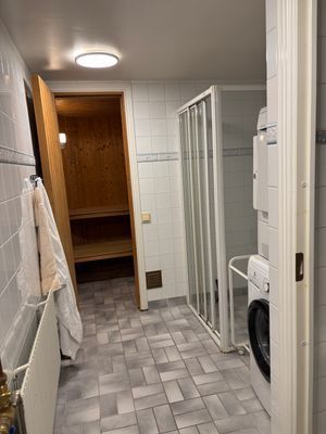 Mysig semesterlägenhet med egen ingång i villa - Bild 12