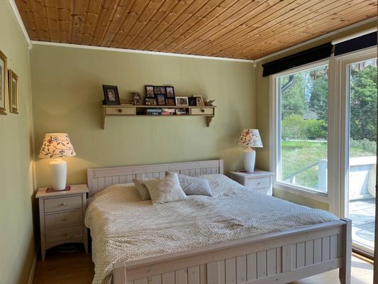 Sommarhus med pool & sjönära läge Upplands Bro - Bild 12