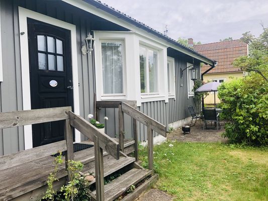Strandnära hus centralt beläget i Byxelkrok