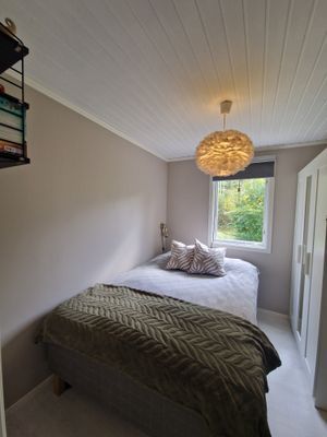 Mysig stuga nära Västersjön - Bild 11