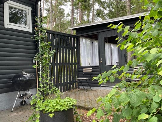 Rymlig stuga nära hav och sandstrand. - Bild 6