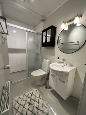 Nyrenoverade stugor/oslagbart läge 2-20 bäddar - Bild 6