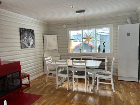 Bild 4 på Nyrenoverade stugor/oslagbart läge 2-20 bäddar