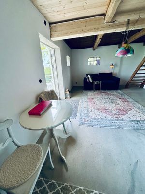 Studio m etage fritt läge i charmig Skånegård - Bild 21
