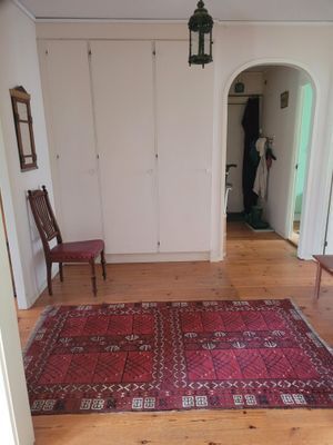 Trivsamt hus med plats för många nära havet - Bild 14