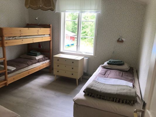 Tre sängar i sovrummet