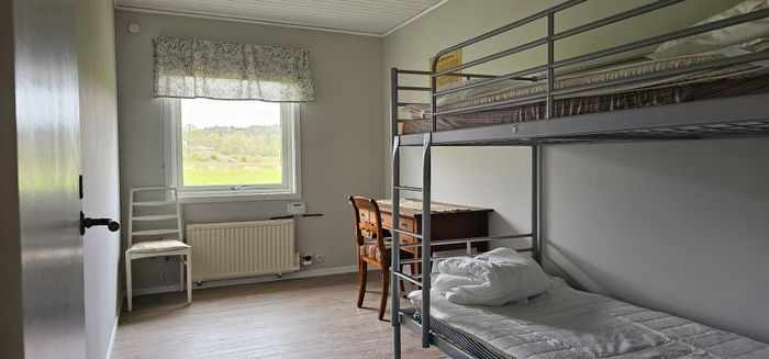 NY! Hundvänligt hus i Hjälmvik med havsglimt - Bild 13