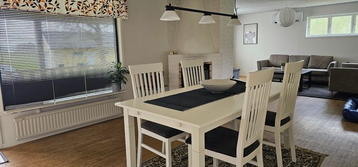 NY! Hundvänligt hus i Hjälmvik med havsglimt - Bild 11