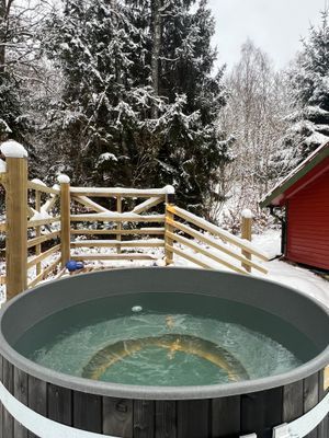 Stuga med privat badtunna - Bild 11